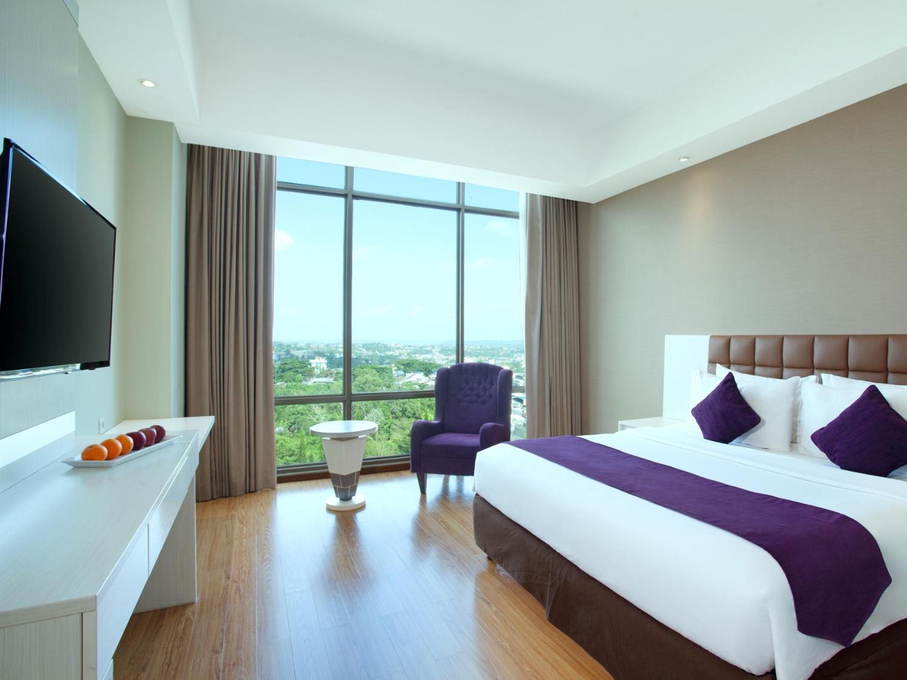 Platinum Hotel & Convention Hall Balikpapan Экстерьер фото