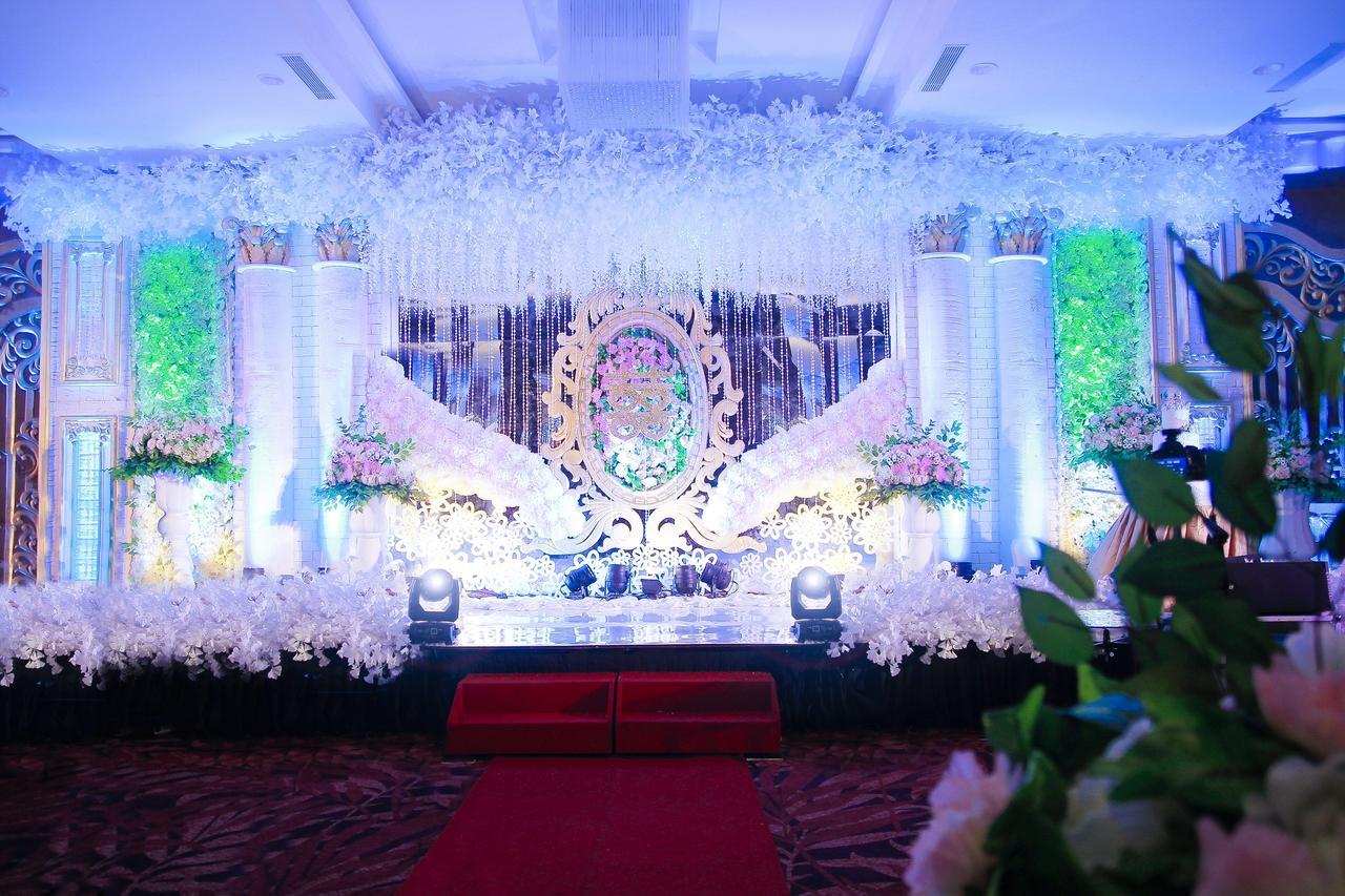 Platinum Hotel & Convention Hall Balikpapan Экстерьер фото